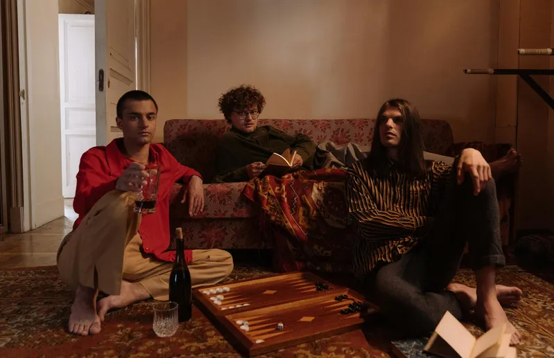 Kombinera vin och spel hur hittar man rätt balans